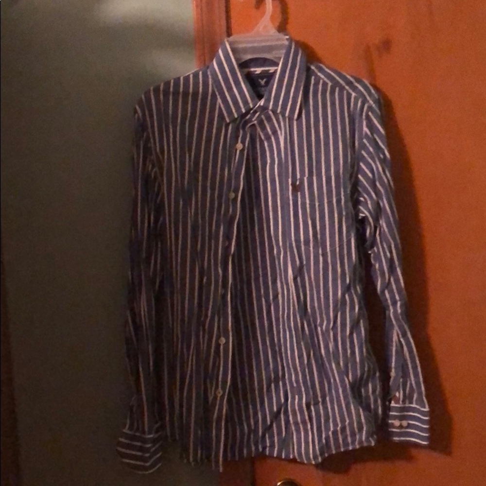 Button up collared shirt 100%cotton